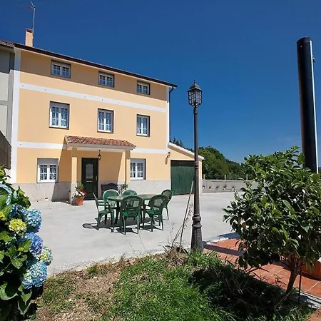 Hébergement de vacances House - 6 Bedrooms With Pool - 00126 A Estrada